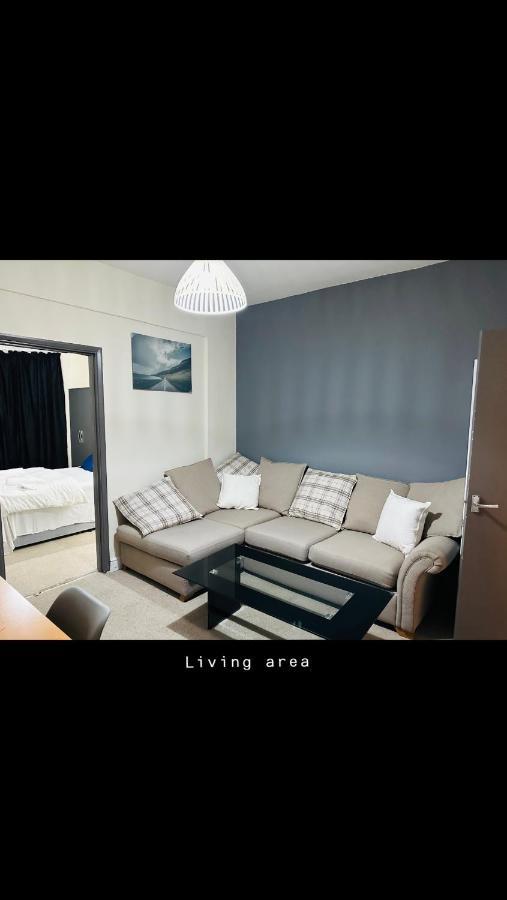 2 Bedroom Double Bed In East London Ngoại thất bức ảnh